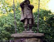 Dorfbrunnen mit „Puhmann“